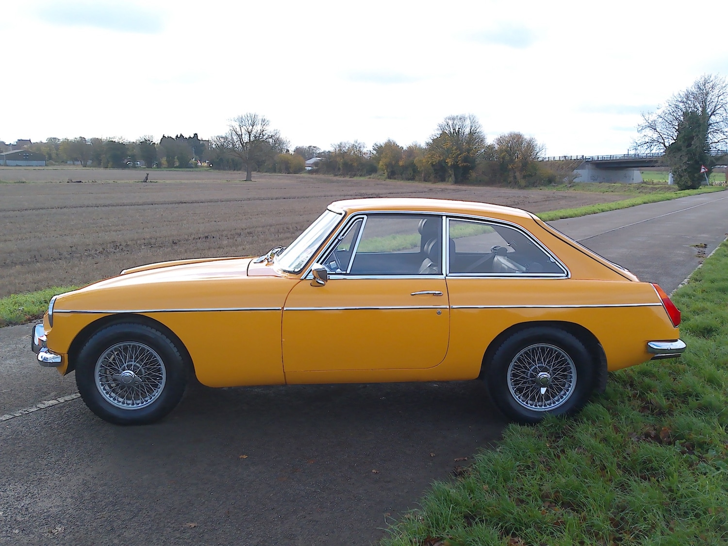 Used MG MGB GT 1971 for sale - 76626068: Photo 2