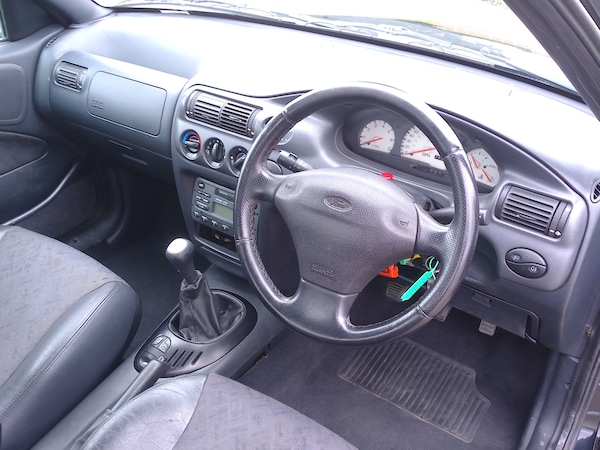 Used Ford Escort 1997 for sale - 76196716: Photo 11