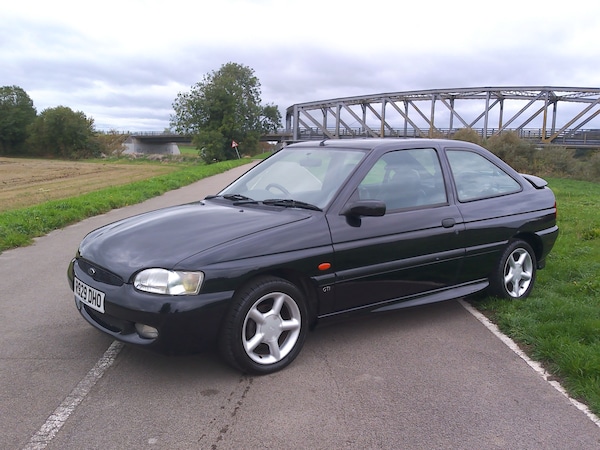 Used Ford Escort 1997 for sale - 76196716: Photo 1