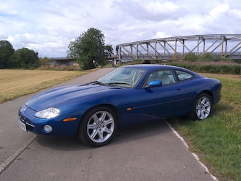 Used Jaguar XK8 1998 for sale - 78970495: Photo