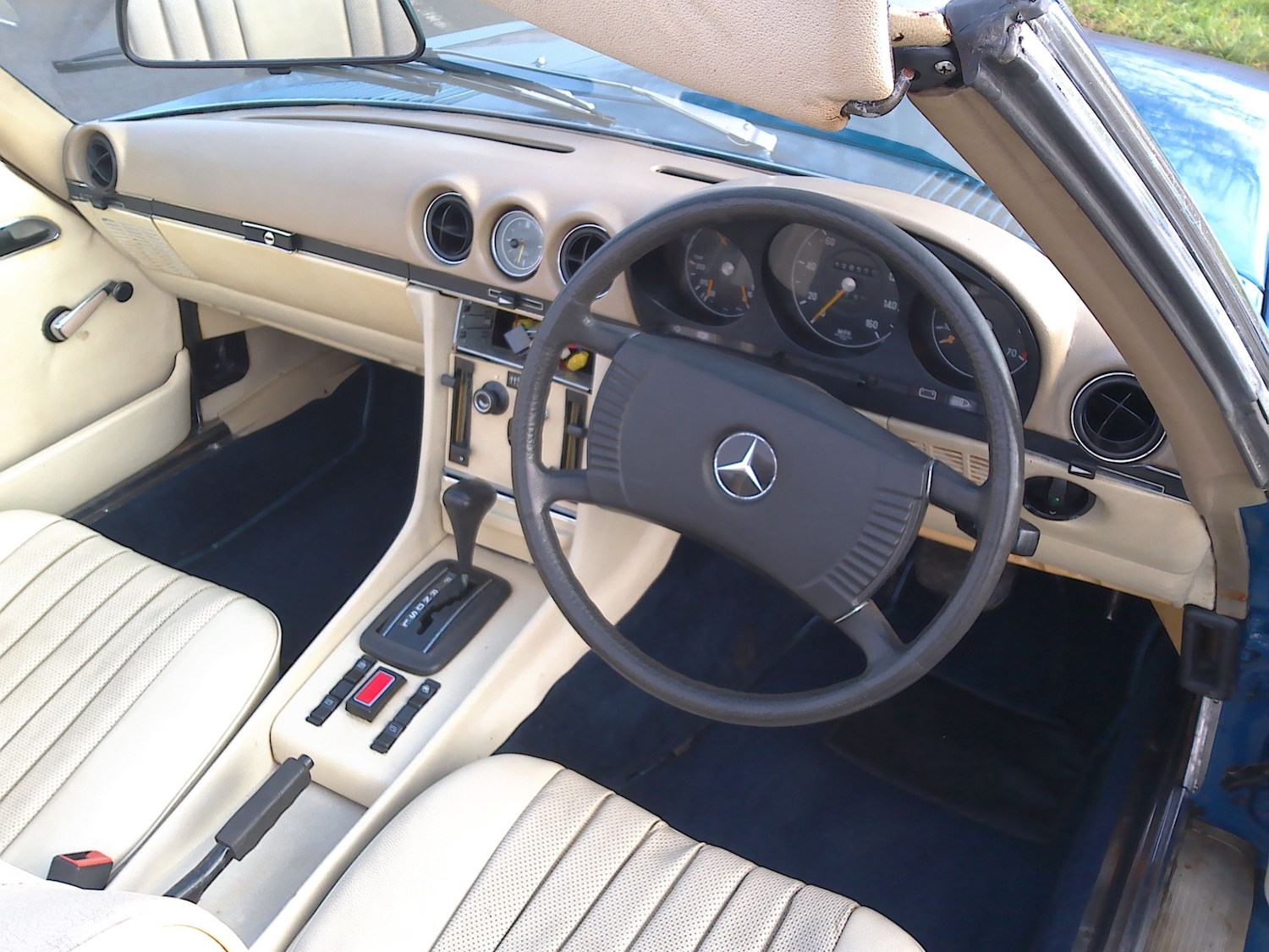 Used Mercedes-Benz 350 SL 1973 for sale - 77352235: Photo 10