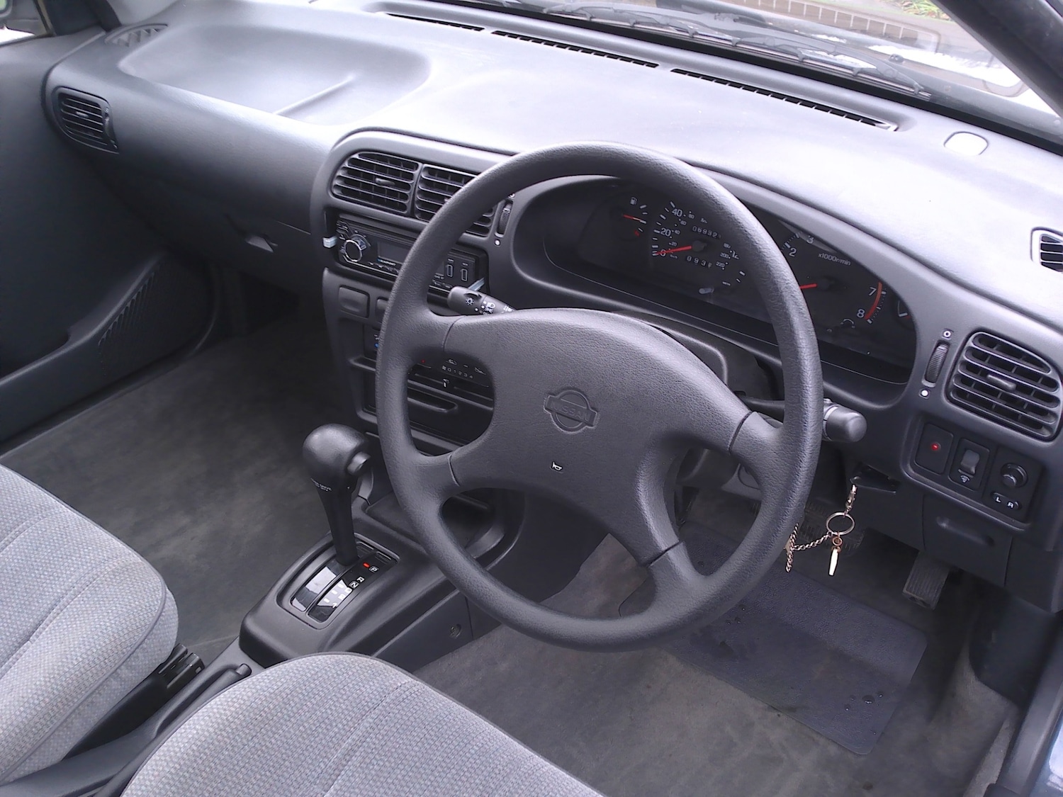 Used Nissan Sunny 1993 for sale - 76543078: Photo 10