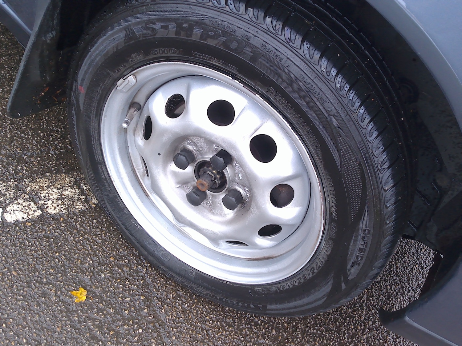 Used Nissan Sunny 1993 for sale - 76543078: Photo 13