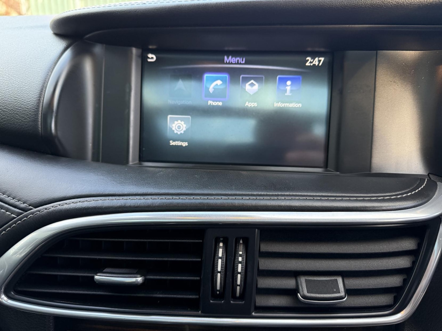 Used Infiniti Q30 2017 for sale - 76758210: Photo 11