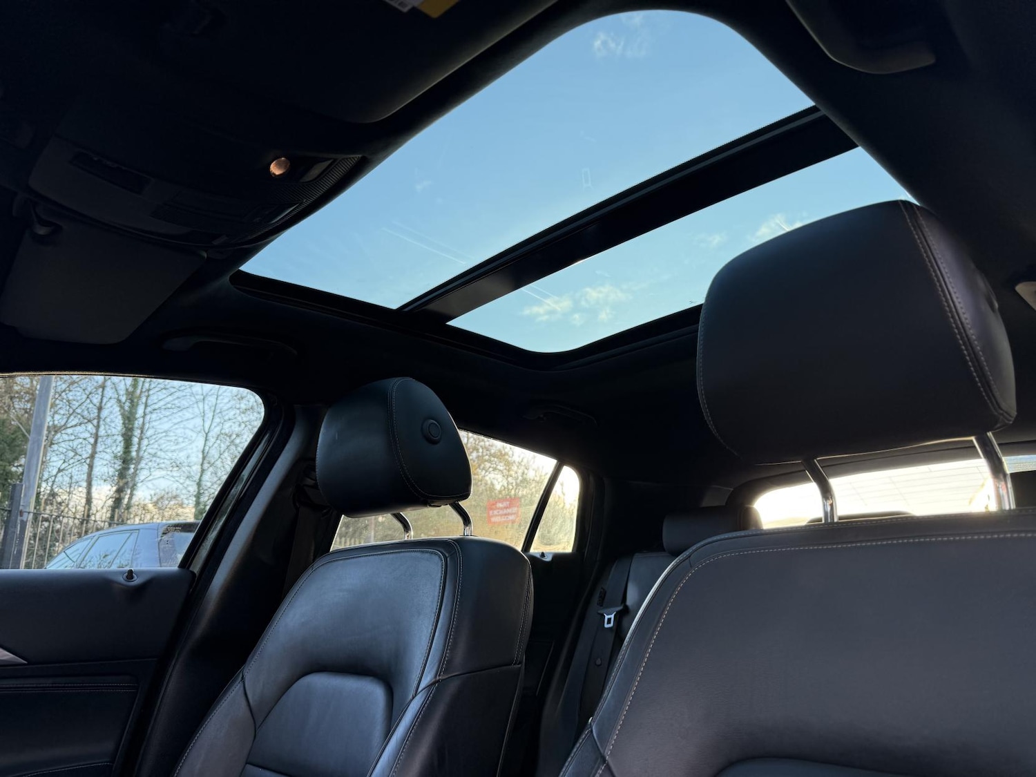 Used Infiniti Q30 2017 for sale - 76758210: Photo 19