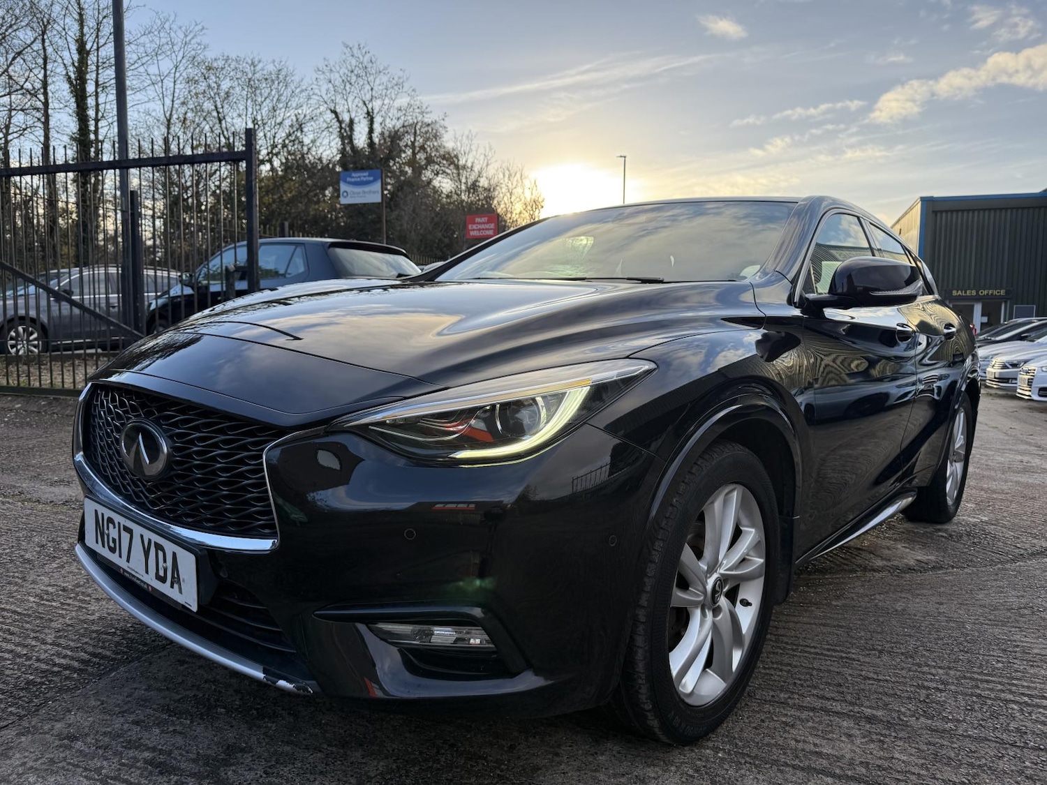 Used Infiniti Q30 2017 for sale - 76758210: Photo 3