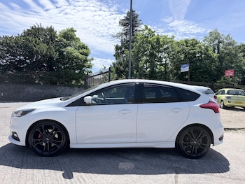 Used Ford Focus 2015 for sale - 78757508: Photo