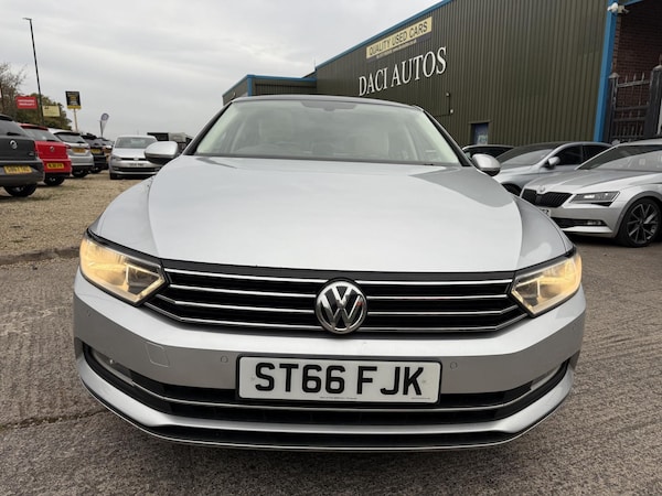 Used Volkswagen Passat 2016 for sale - 76312647: Photo 2