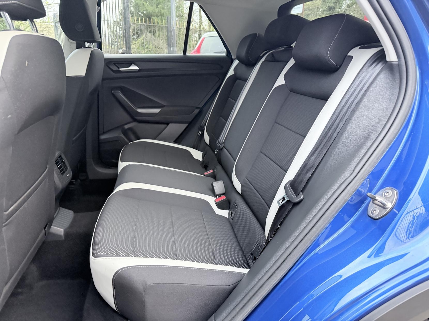 Used Volkswagen T-Roc 2018 for sale - 78099751: Photo 14