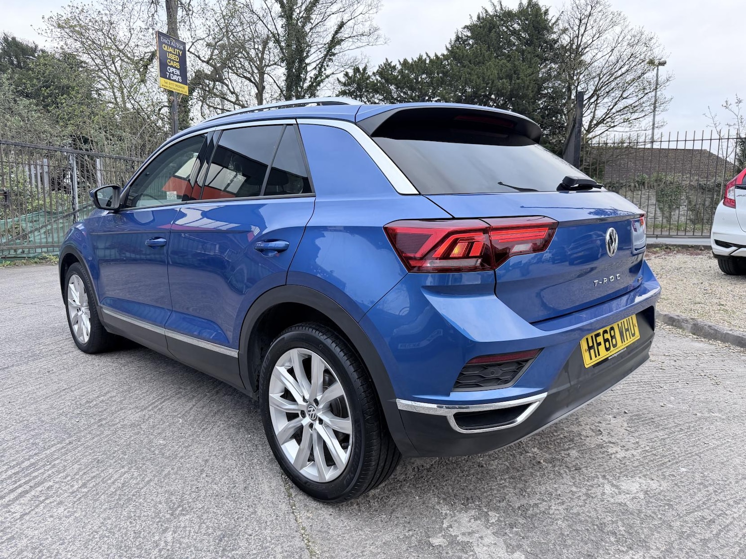 Used Volkswagen T-Roc 2018 for sale - 78099751: Photo 5