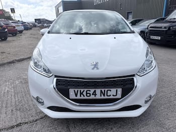 Used Peugeot 208 2014 for sale - 79720918: Photo