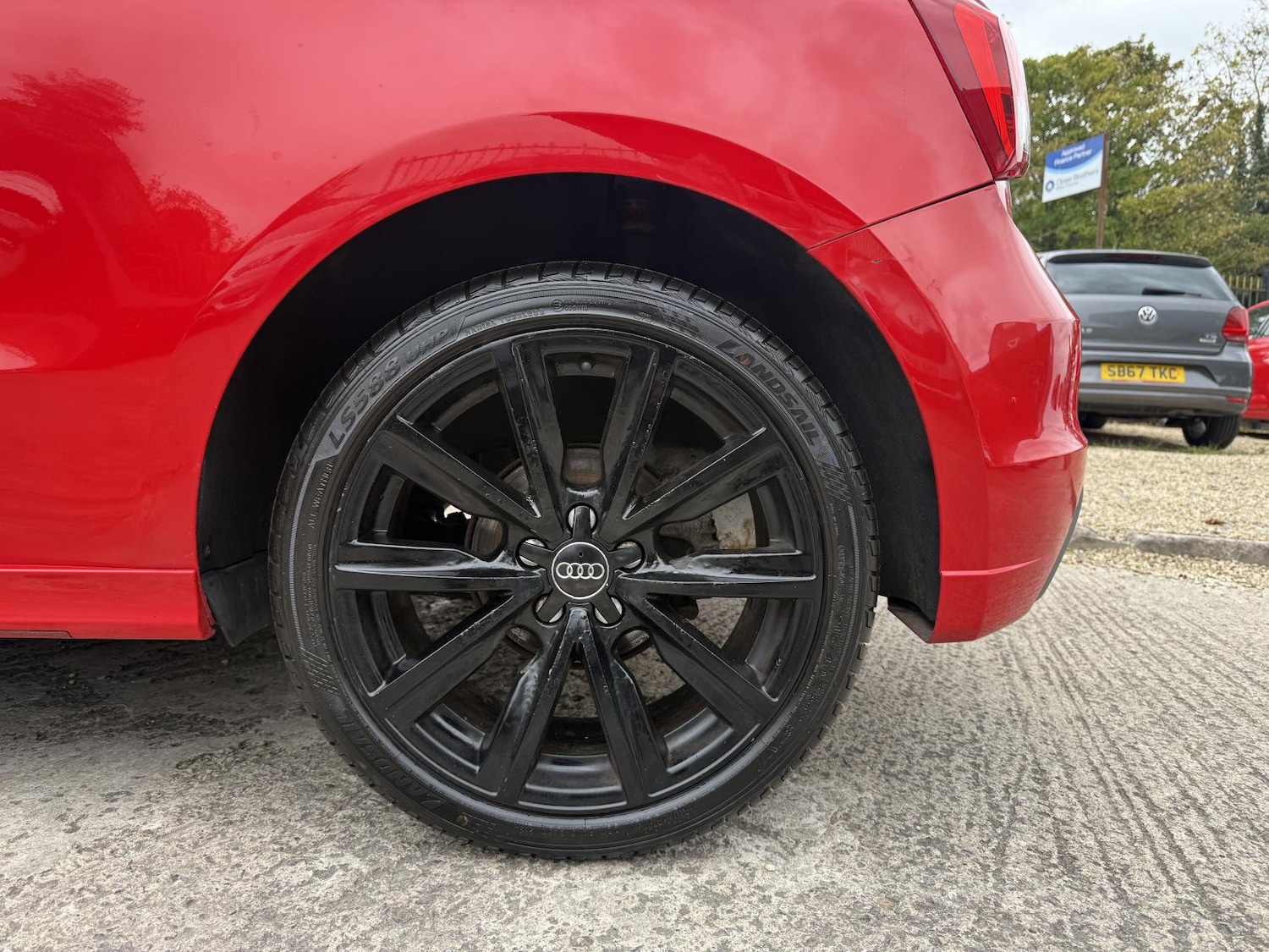 Used Audi A1 2014 for sale - 76379618: Photo 11