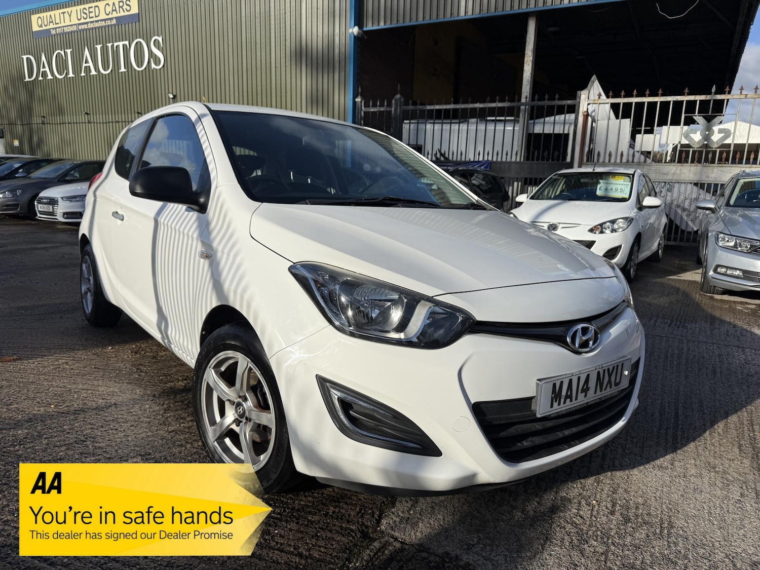Used Hyundai i20 2014 for sale - 76637625: Photo 1