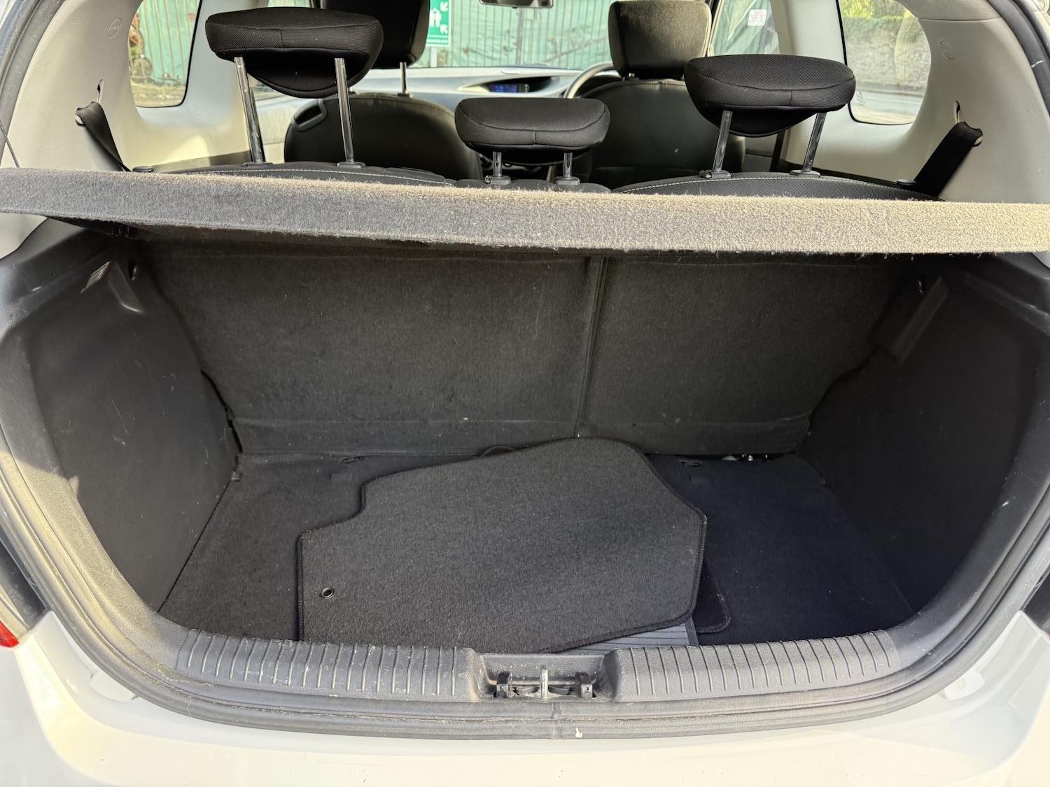 Used Hyundai i20 2014 for sale - 76637625: Photo 15