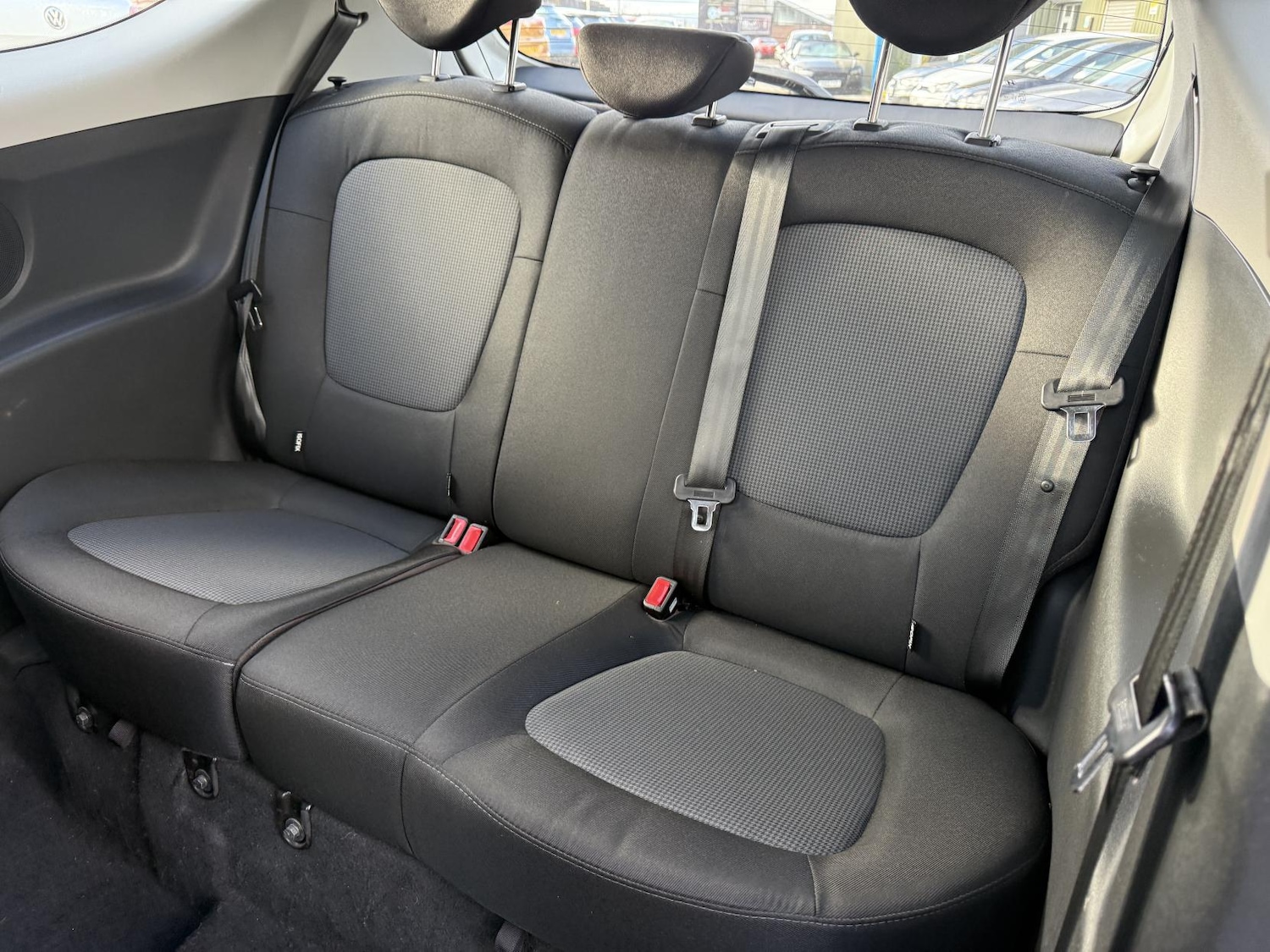 Used Hyundai i20 2014 for sale - 76637625: Photo 17