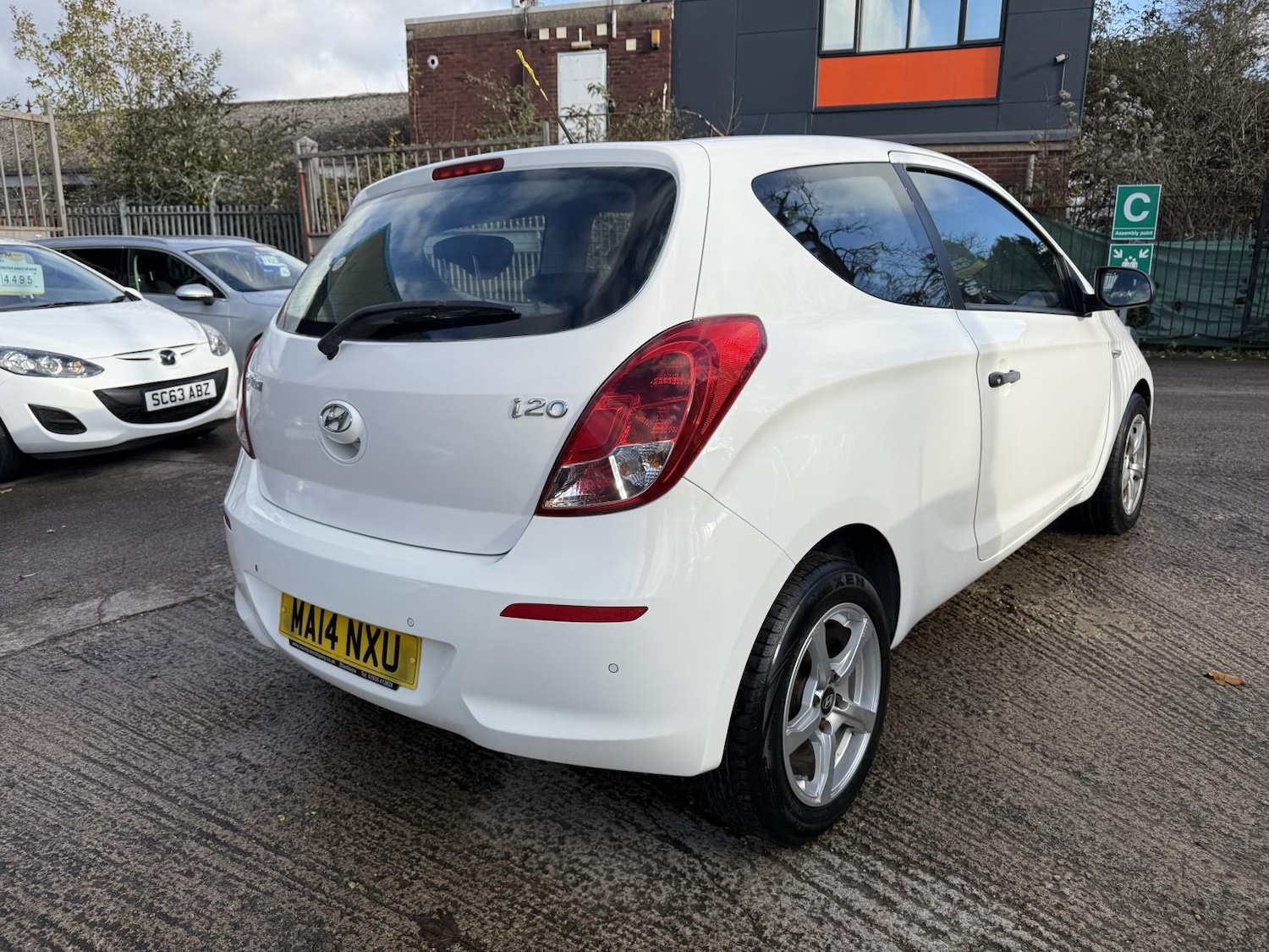 Used Hyundai i20 2014 for sale - 76637625: Photo 7