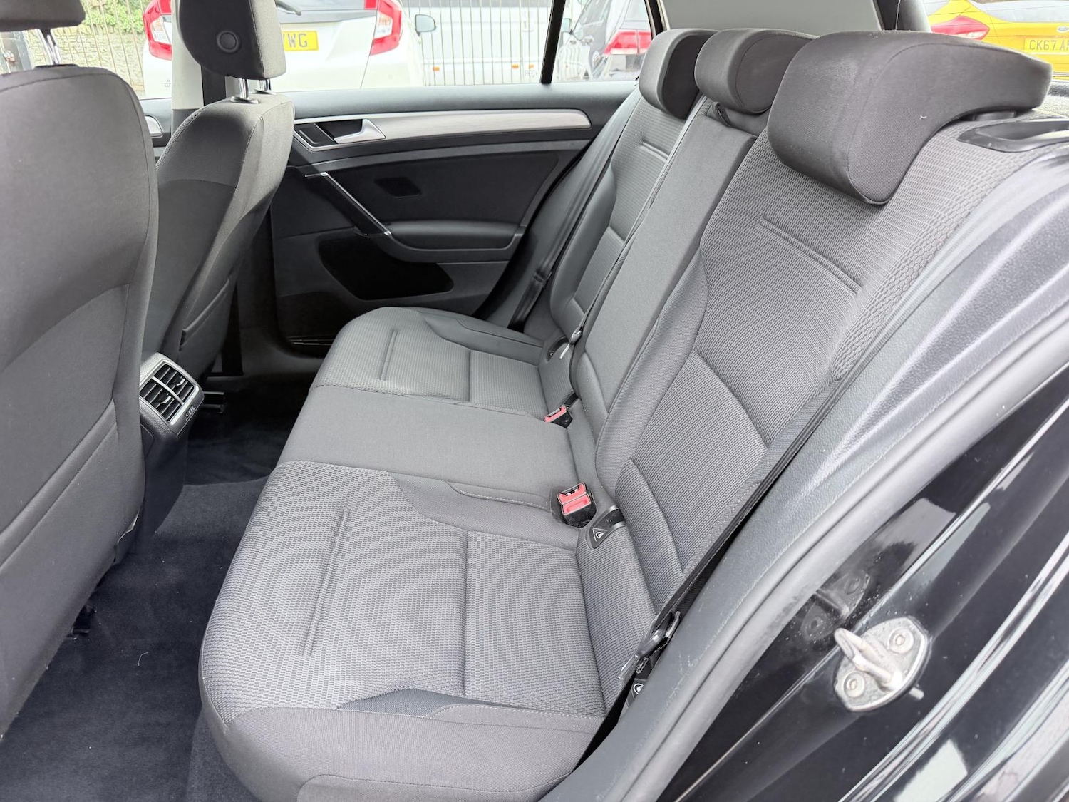 Used Volkswagen Golf 2017 for sale - 77532302: Photo 18