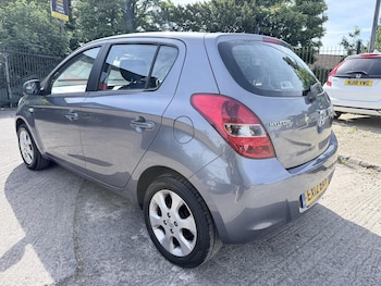 Used Hyundai i20 2012 for sale - 78757503: Photo