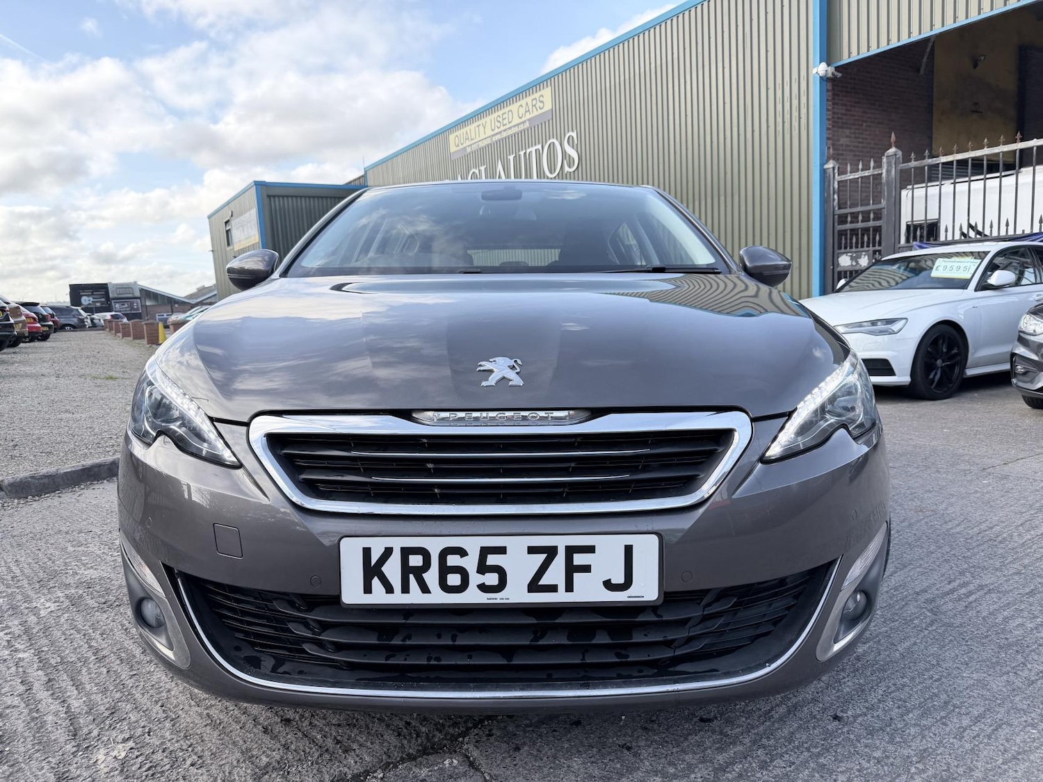 Used Peugeot 308 2016 for sale - 77071245: Photo 2