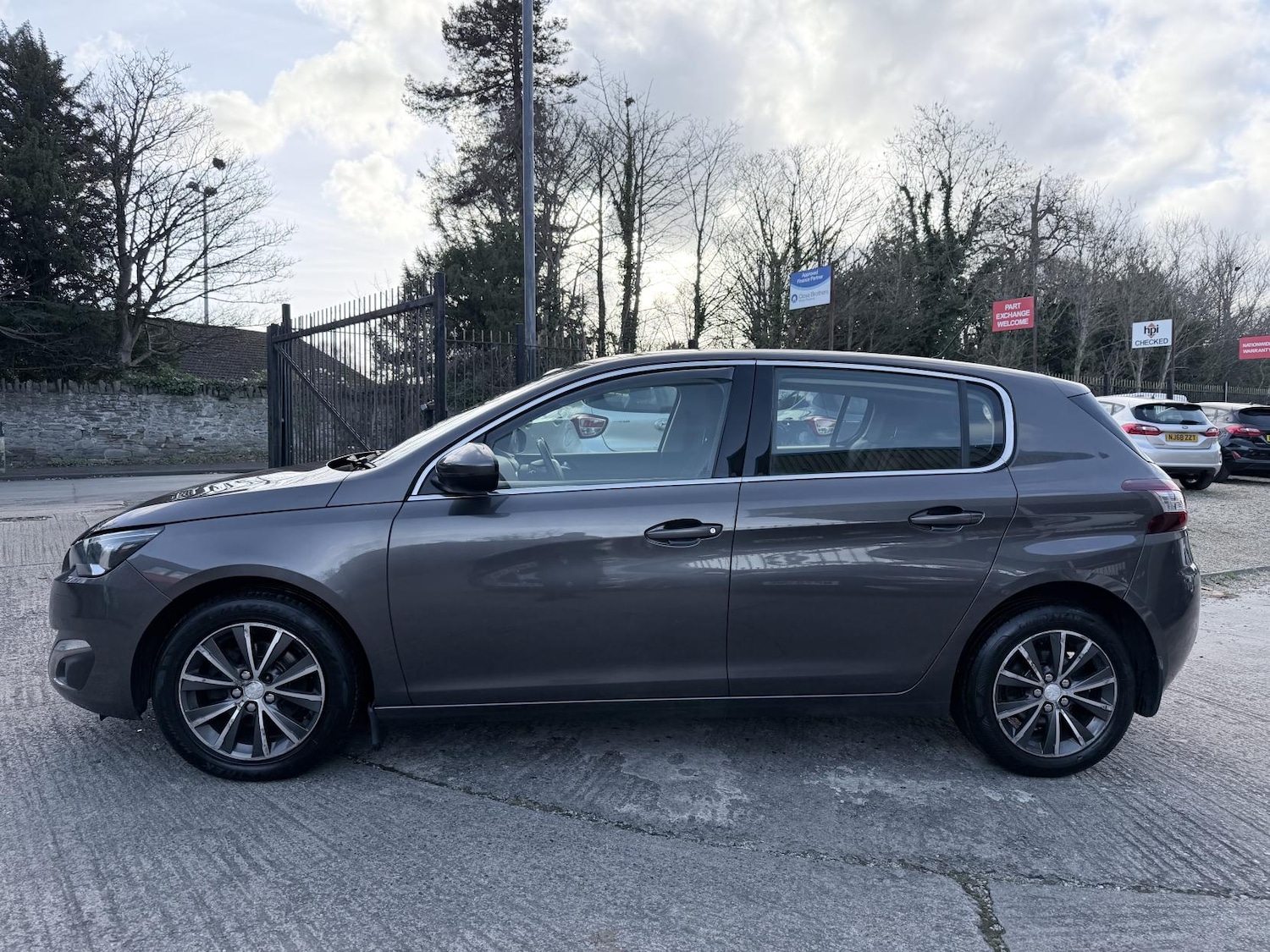 Used Peugeot 308 2016 for sale - 77071245: Photo 4