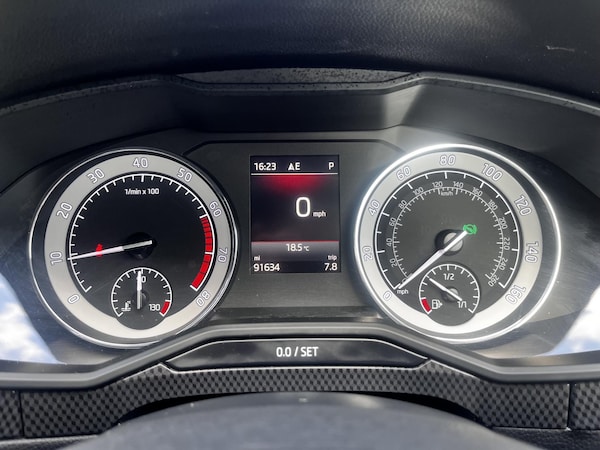 Used Skoda Superb 2019 for sale - 74605724: Photo 13