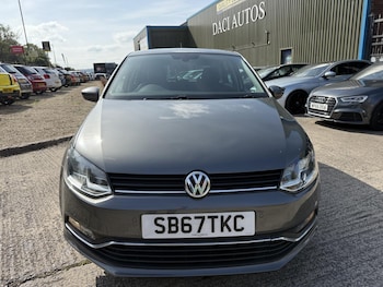 Used Volkswagen Polo 2017 for sale - 76018387: Photo