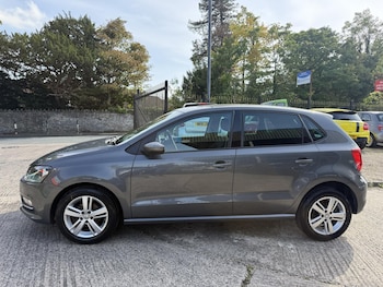 Used Volkswagen Polo 2017 for sale - 76018387: Photo