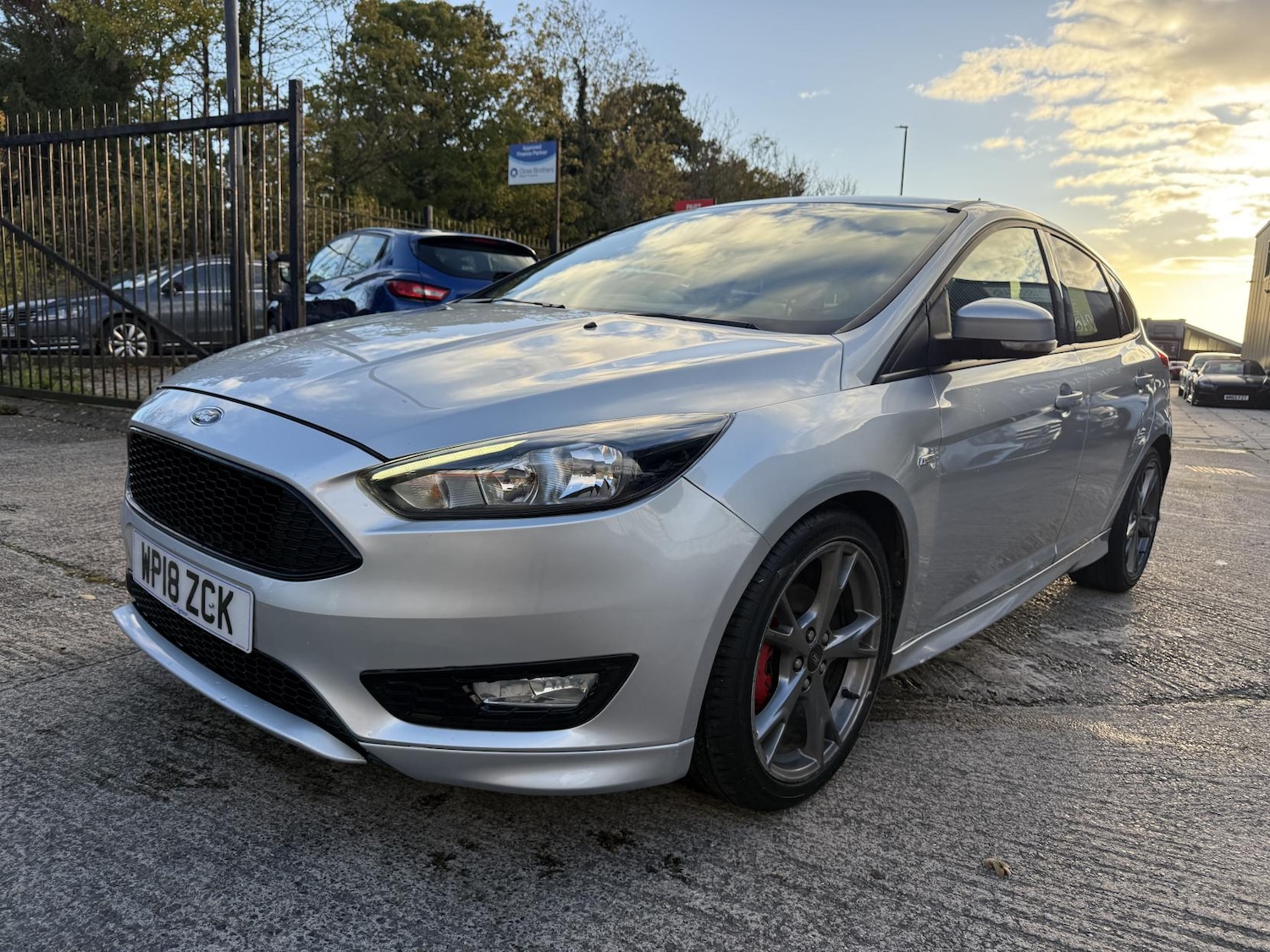 Used Ford Focus 2018 for sale - 76352659: Photo 3