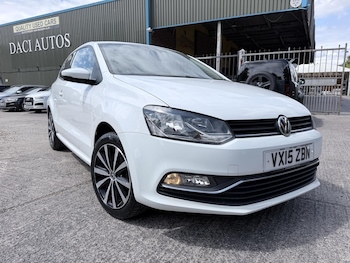 Used Volkswagen Polo 2015 for sale - 79369026: Photo