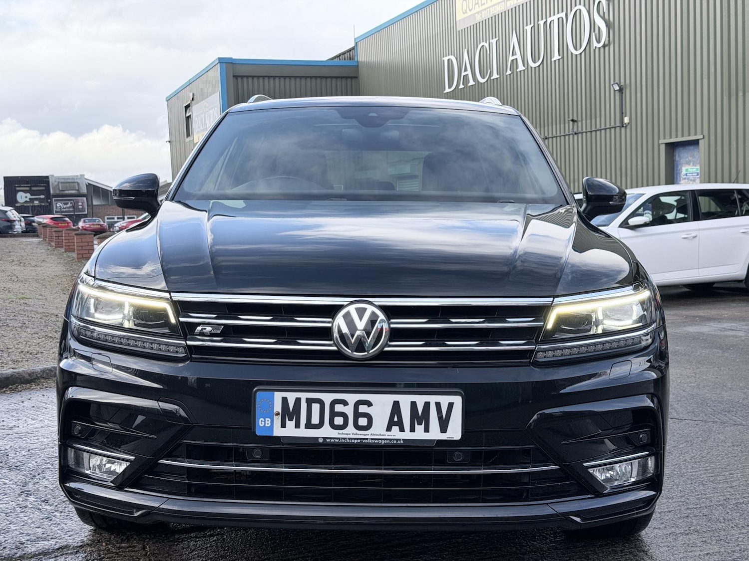 Used Volkswagen Tiguan 2016 for sale - 77289546: Photo 2