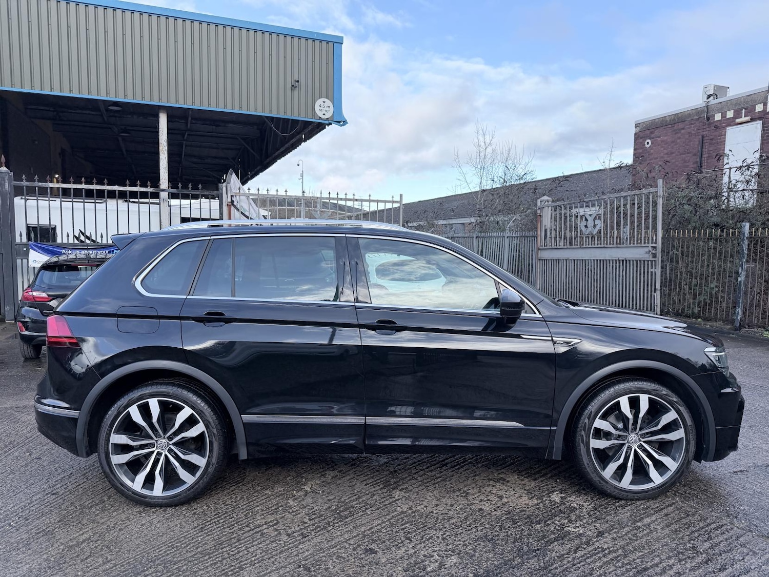 Used Volkswagen Tiguan 2016 for sale - 77289546: Photo 8