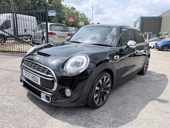 Used MINI Hatch 2017 for sale - 79299555: Photo