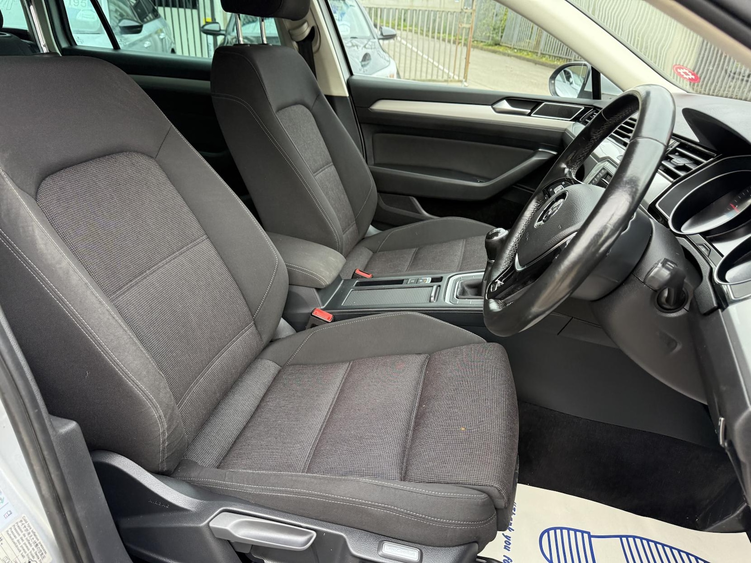 Used Volkswagen Passat 2015 for sale - 76415634: Photo 10