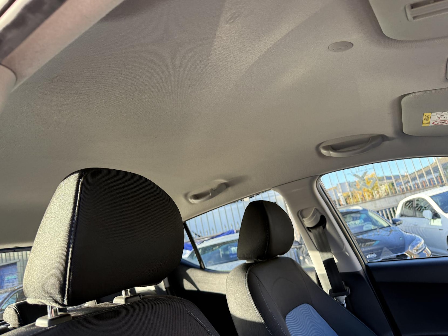 Used Hyundai i10 2015 for sale - 76445144: Photo 14