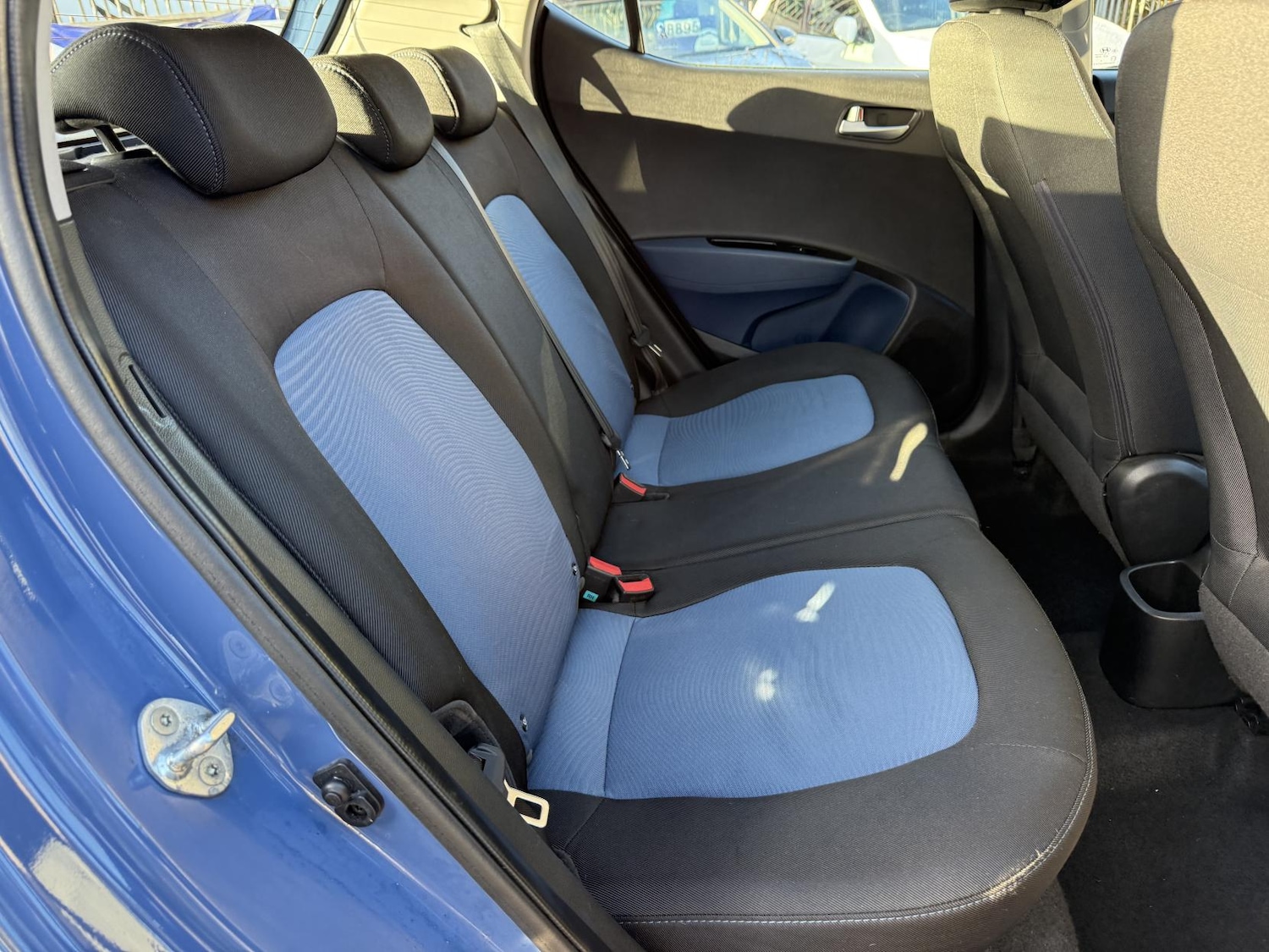 Used Hyundai i10 2015 for sale - 76445144: Photo 16