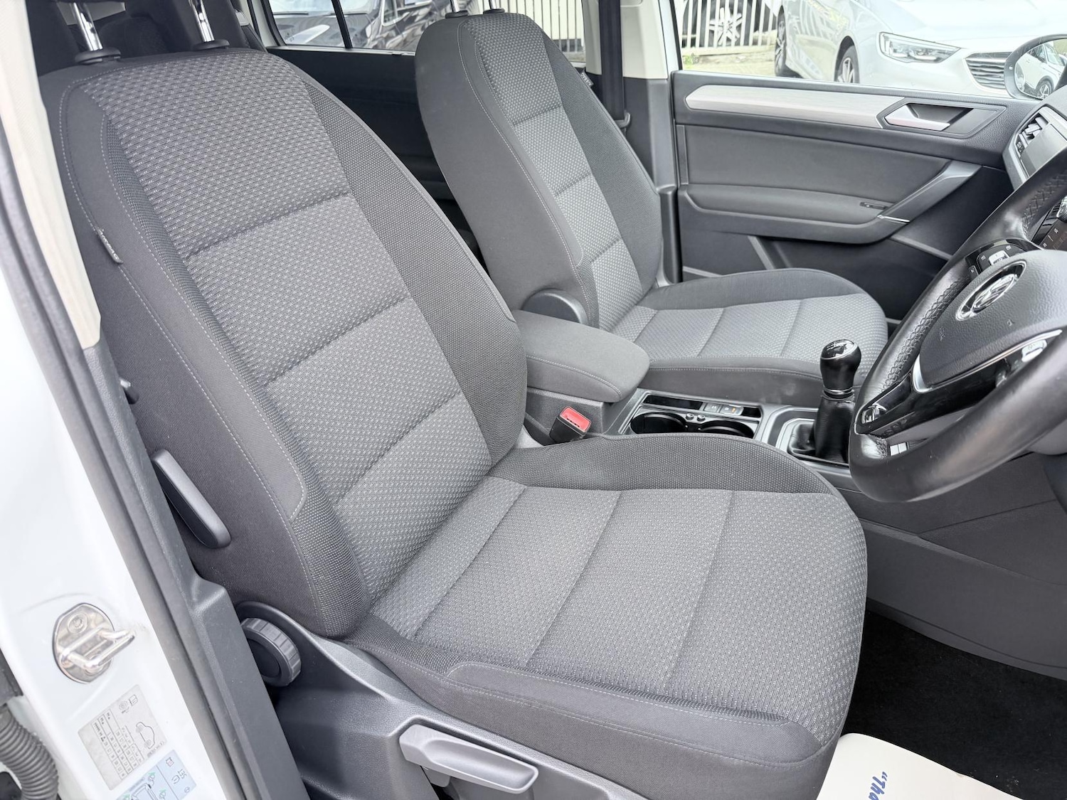 Used Volkswagen Touran 2018 for sale - 77679041: Photo 10