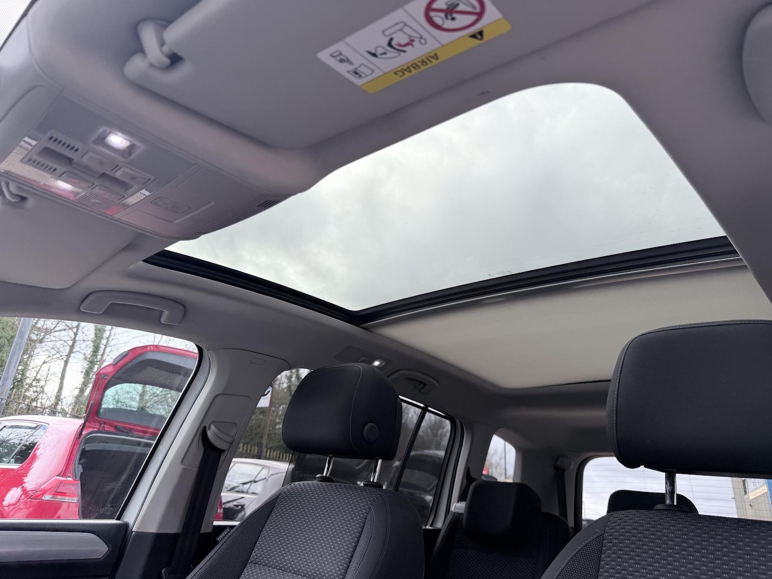 Used Volkswagen Touran 2018 for sale - 77679041: Photo 25