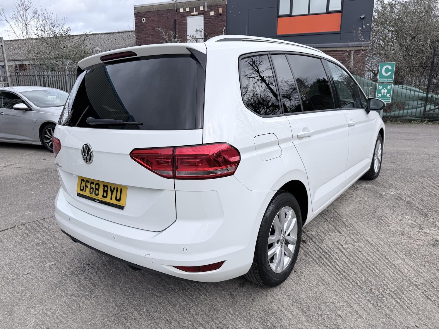 Used Volkswagen Touran 2018 for sale - 77679041: Photo 7