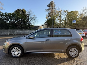 Used Volkswagen Golf 2015 for sale - 76445138: Photo