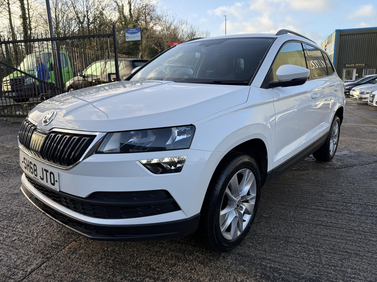 Used Skoda Karoq 2018 for sale - 76895162: Photo 3