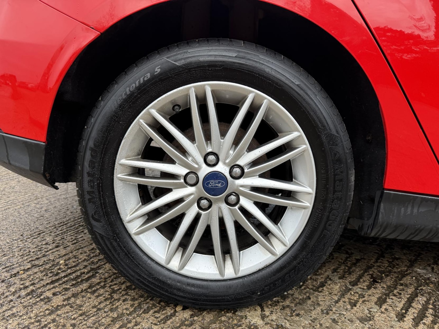 Used Ford Focus 2017 for sale - 77019986: Photo 19