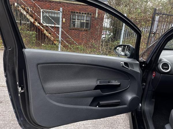 Used Vauxhall Corsa 2013 for sale - 76299531: Photo 21