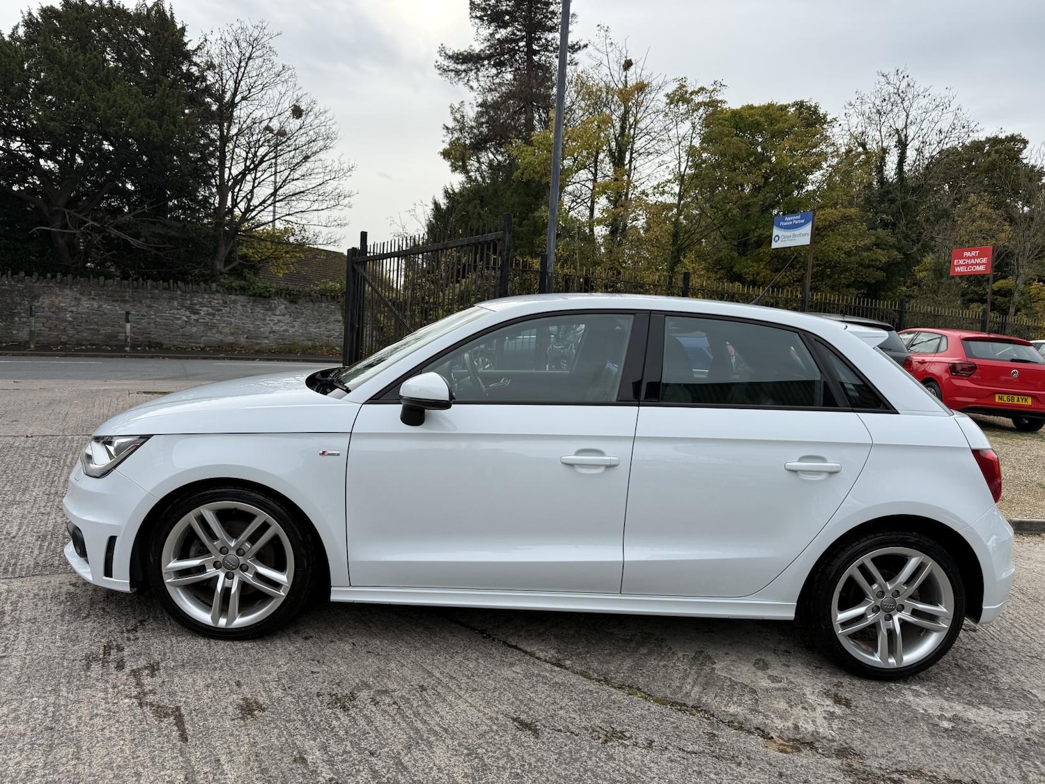 Used Audi A1 2012 for sale - 76415623: Photo 5