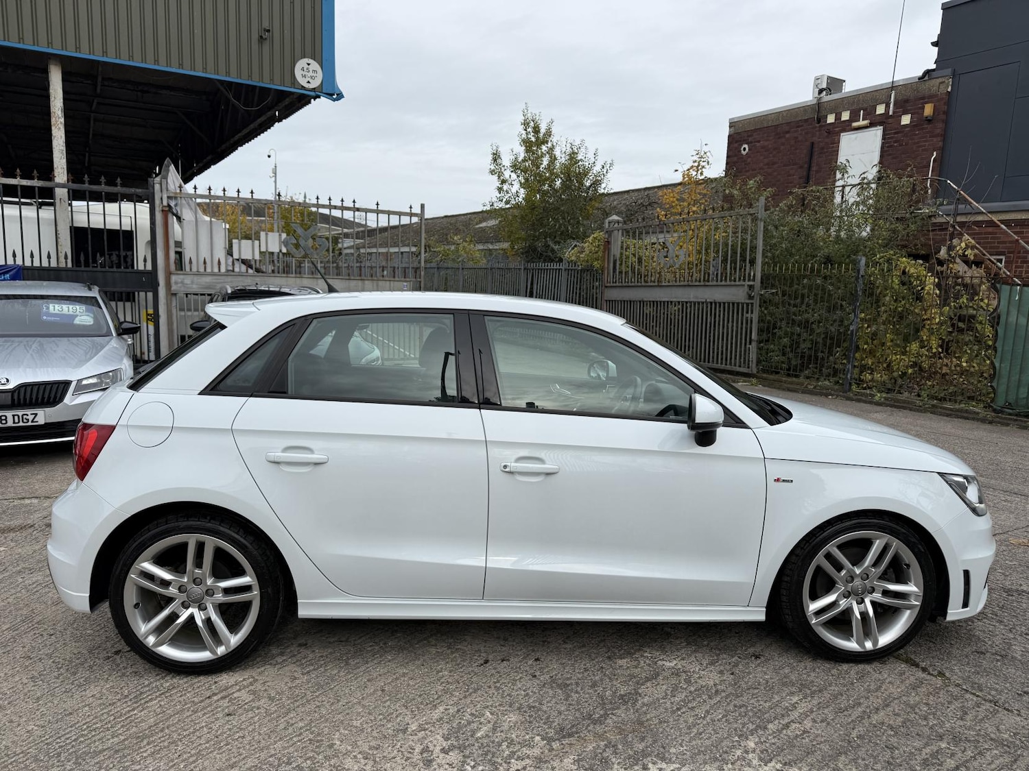 Used Audi A1 2012 for sale - 76415623: Photo 9