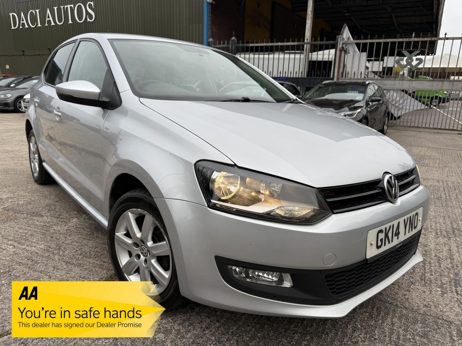 Used Volkswagen Polo 2014 for sale - 76312659: Photo 1