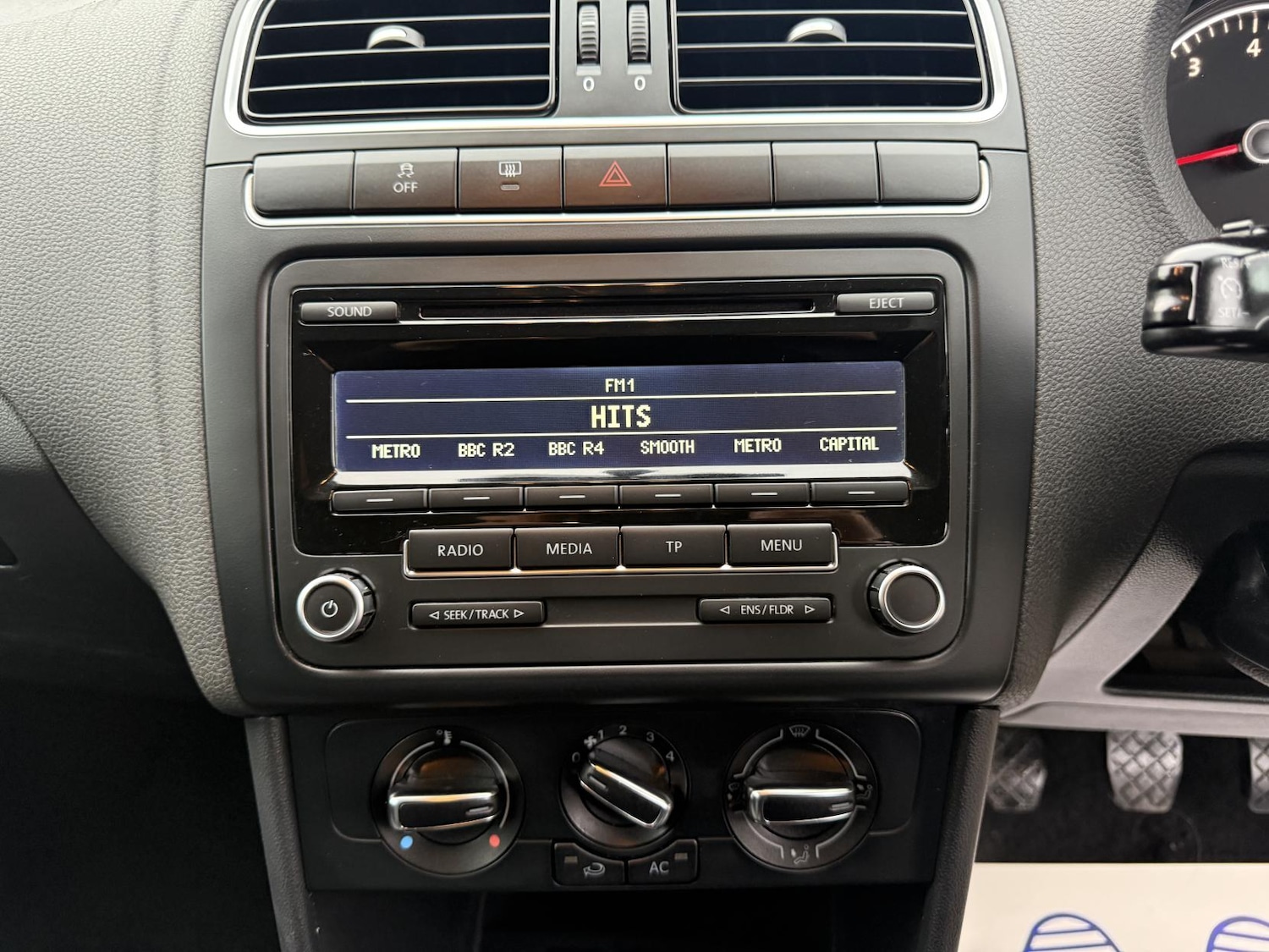 Used Volkswagen Polo 2014 for sale - 76312659: Photo 13