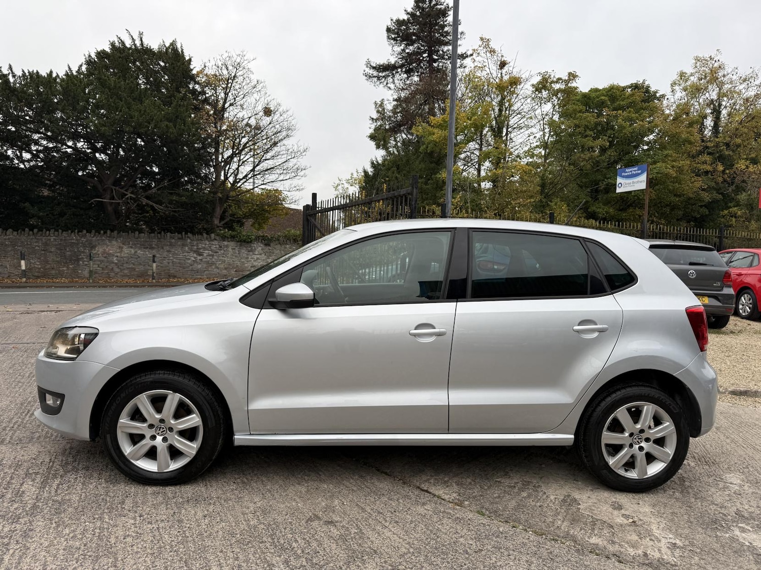 Used Volkswagen Polo 2014 for sale - 76312659: Photo 4