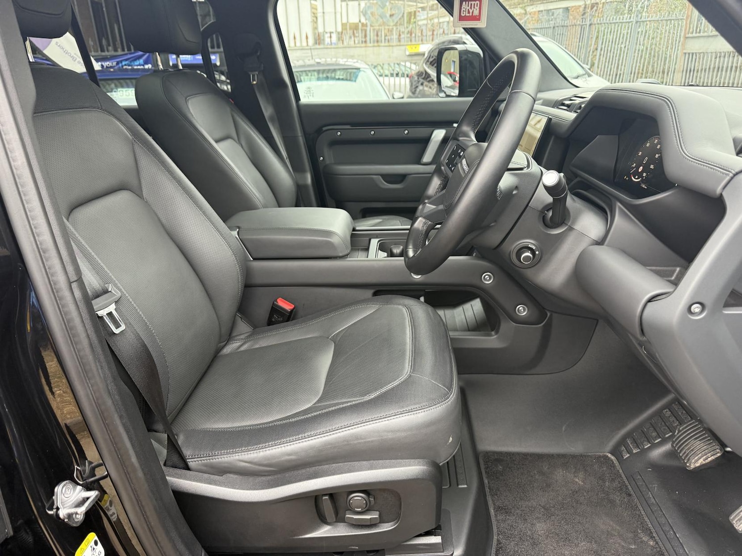 Used Land Rover Defender 110 2024 for sale - 76287393: Photo 10