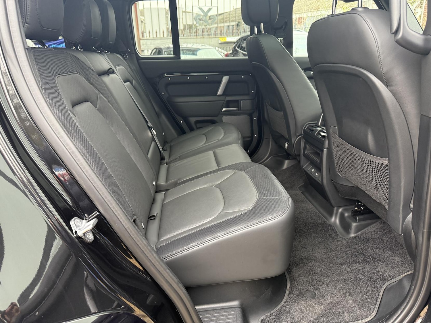 Used Land Rover Defender 110 2024 for sale - 76287393: Photo 20