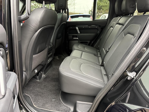 Used Land Rover Defender 2024 for sale - 76287393: Photo 26